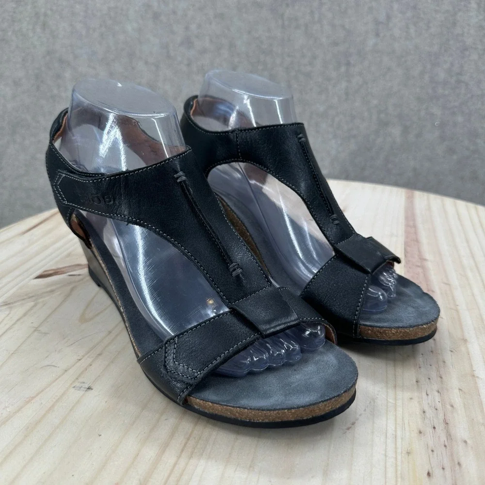 Taos Sheila Wedge Sandals Women 8-8.5 Black Leather T-Strap Cork Footbed Comfort
